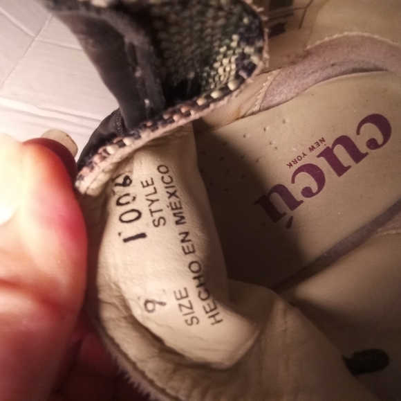 Cucu Baby Camo Booties - Picture 5 of 8